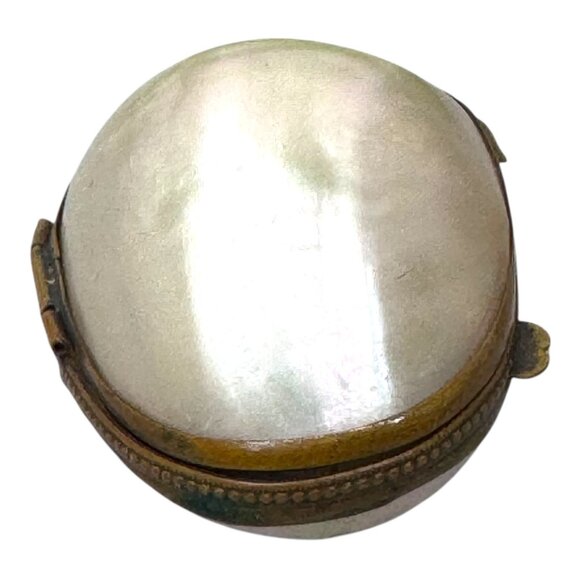 Antique 19th C Ormolu & Natural Shell Mother of Pearl Snuff Trinket Box VTG READ - Picture 8 of 11